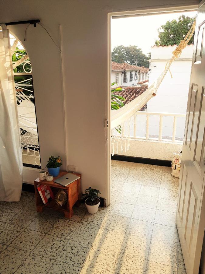 Tatami Hostel บูการามังกา ภายนอก รูปภาพ