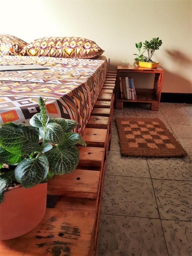 Tatami Hostel บูการามังกา ภายนอก รูปภาพ