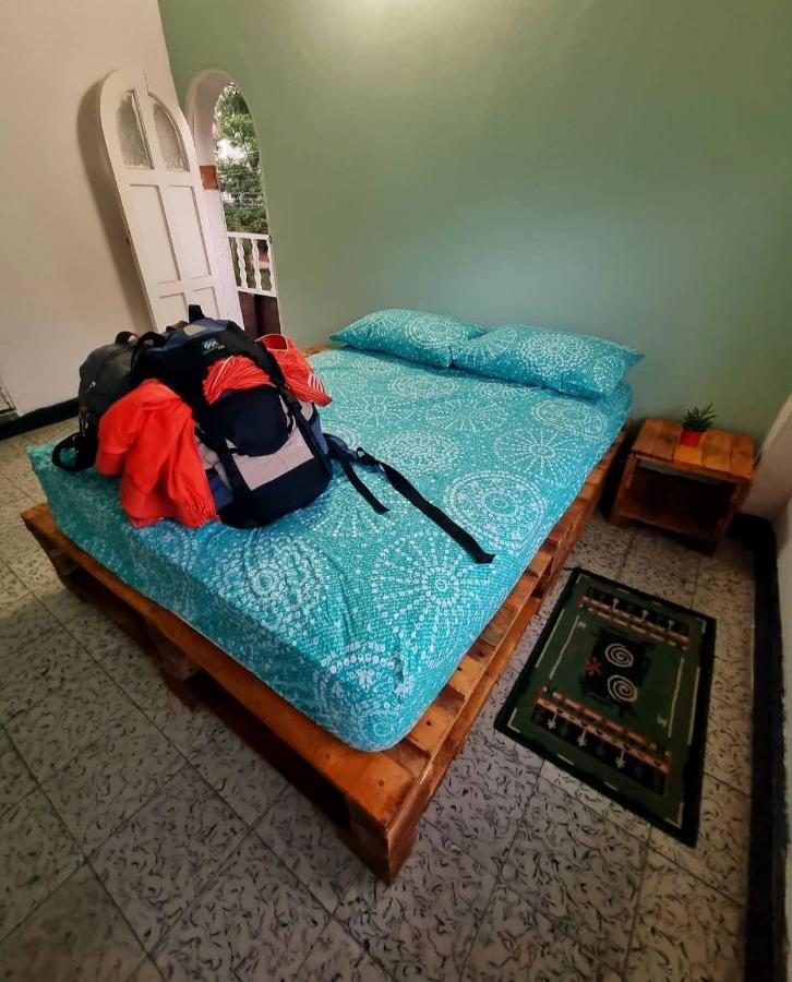 Tatami Hostel บูการามังกา ภายนอก รูปภาพ