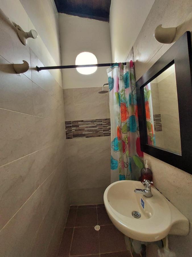 Tatami Hostel บูการามังกา ภายนอก รูปภาพ